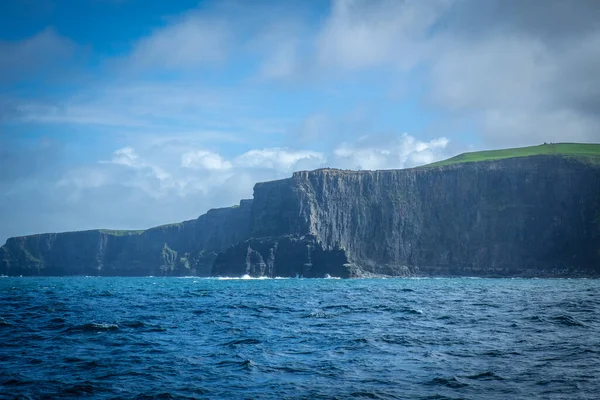 Båtresa Från Doolin Till Spektakulära Cliffs Moher Grevskapet Clare Irland — Stockfoto