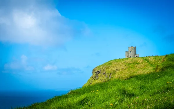 Promenader Till Brians Tower Mycket Spektakulära Cliffs Moher Clare Irland — Stockfoto