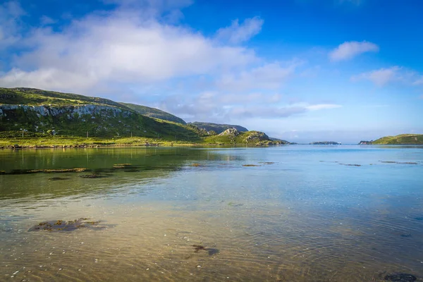 アイルランドの西コルクにある小さな村Crookhavenの近くのビーチで素晴らしい風景 — ストック写真