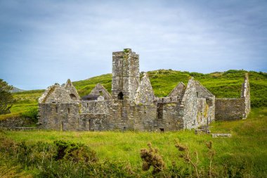 Mainistir Inis Arcain, Sherkin Adası Manastırı, Batı Cork, İrlanda