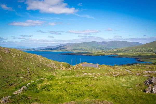 アイルランドのベア半島の北側の壮大な風景 — ストック写真
