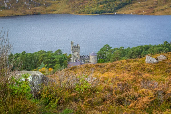 Paseando Por Castillo Glenveigh Parque Nacional Glenveigh Donegal Irlanda — Foto de Stock