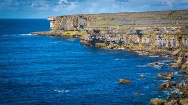 Dun Aonghasa 'daki Cliff Inshmore, Aran Adaları, Co Galway, İrlanda