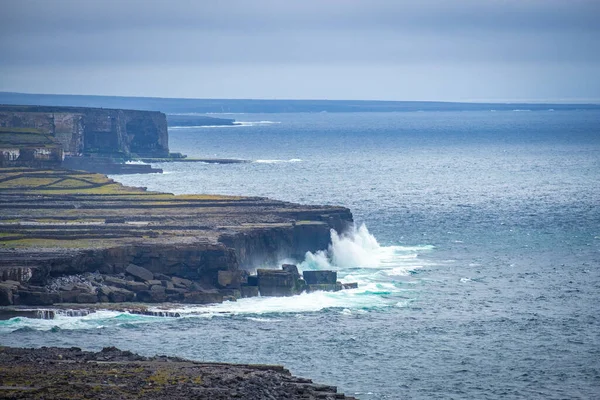 Cliff Vid Dun Aonghasa Inshmore Aran Islands Galway Irland — Stockfoto