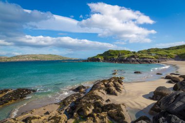 Derrynane Sahili 'nden Abbey Adası' na yürü.