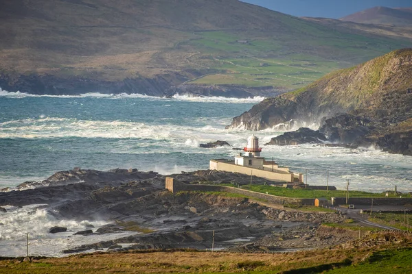 Faro Cromwell Point Sulla Costa Dell Oceano Pietra Irlanda — Foto Stock