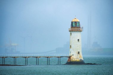 Killimer ve Tabert arasındaki deniz feneri Shannon nehri, İrlanda