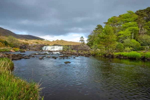 Cascada Aasleagh Con Cascadas Final Del Fiordo Killary Mayo Irlanda — Foto de Stock