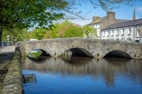 Régi Kőhíd Csatorna Felett Westport Városban Mayo Megyében Írországban — Stock Fotó