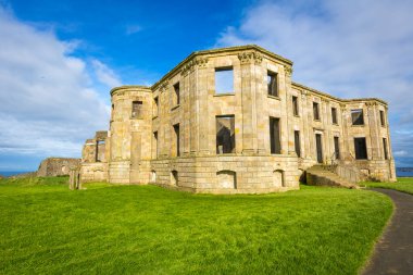 Castlerock 'taki Mussenden Tapınağı, Co Derry, Kuzey İrlanda