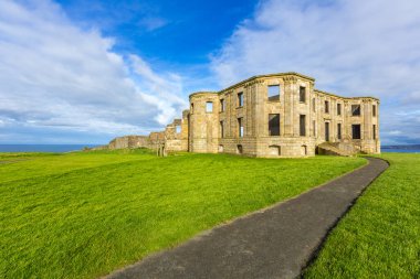 Castlerock 'taki Mussenden Tapınağı, Co Derry, Kuzey İrlanda