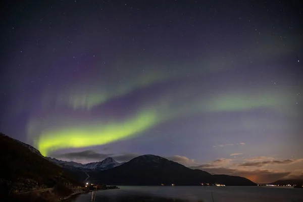 Trave Aurora Borealis Lakselbukt Norvegia Del Nord — Foto Stock