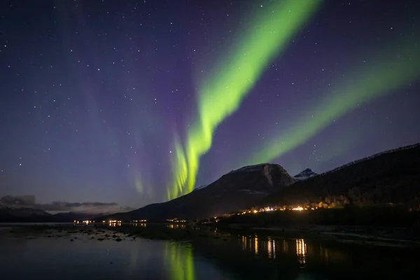 노르웨 Laksvatn 북극광의 — 스톡 사진