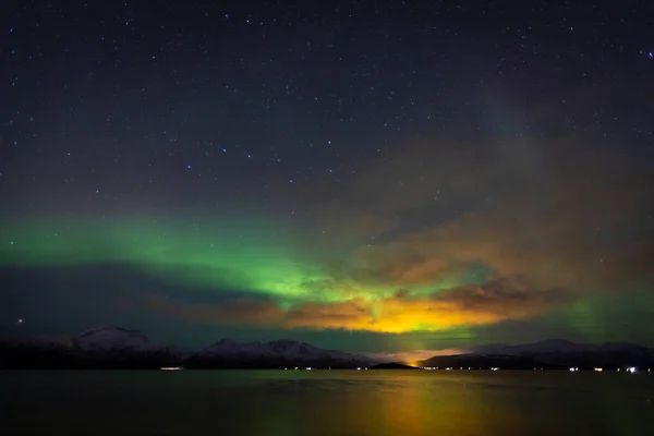 Northern Lights Uit Skittenelv Noord Noorwegen — Stockfoto