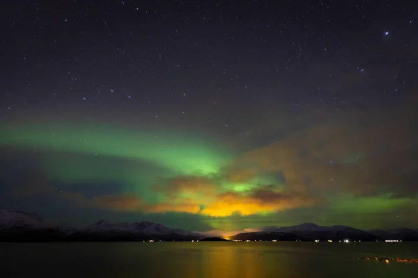 Northern Lights Uit Skittenelv Noord Noorwegen — Stockfoto