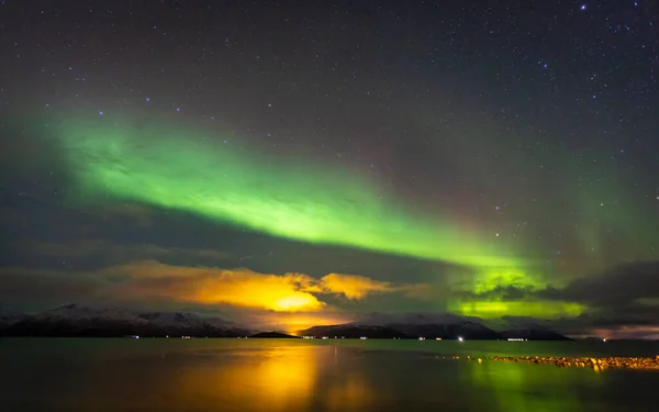 Northern Lights Uit Skittenelv Noord Noorwegen — Stockfoto