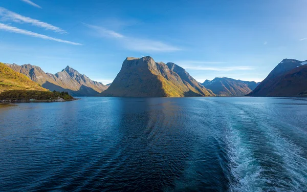 Landschaft Hjrundfjord Und Noringfjord Norwegisch — Stockfoto