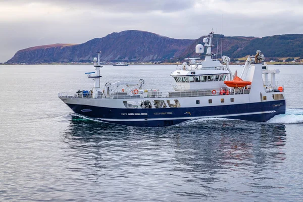 Trawler Boot Zee Bij Noorwegen — Stockfoto