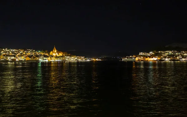 Kristiansund Stadt Der Atlatnischen Küste Bei Nacht Norwegen — Stockfoto