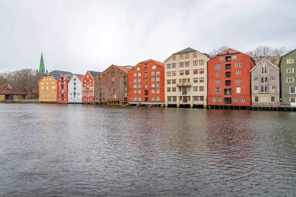 Casas Coloridas Rio Nidelva Trondheim Fiorde Trondheim — Fotografia de Stock