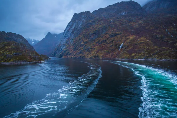 Kuzey Norveç, Raftsund 'daki Trollfjord.