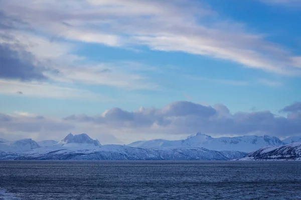 Kuzey Norveç Finnsnes Tromso Arasındaki Gibostad Boyunca Manzara — Stok fotoğraf