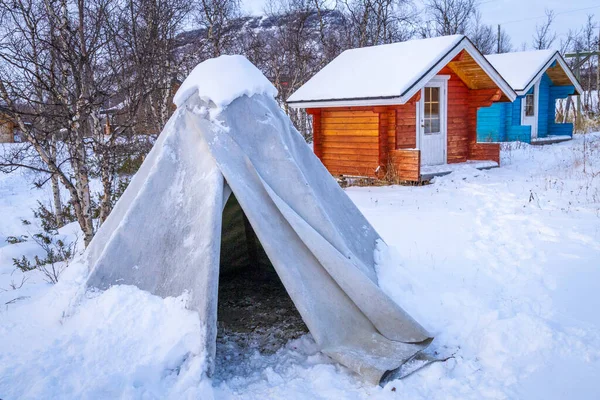 Cabaña Madera Pueblo Kilpisjarvi Municipio Enontekio Laponia Finlandia — Foto de Stock