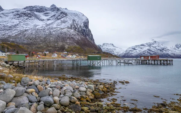 Kleines Dorf Rekvik Der Insel Kvaloya Nordnorwegen — Stockfoto