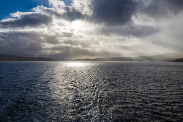 Kuzey Norveç Deniz Manzarası Gün Batımında — Stok fotoğraf