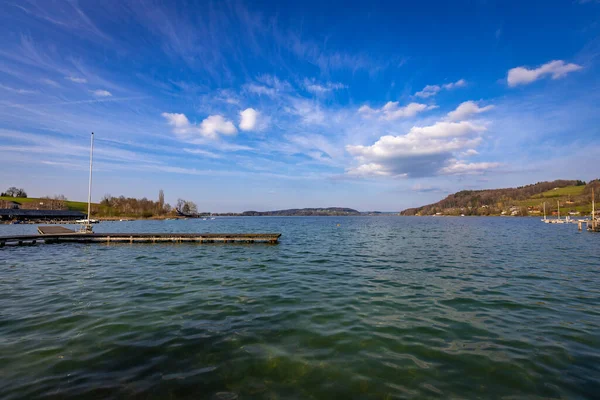 Lokal Menciptakan Kembali Daerah Dengan Desa Pantai Danau Mattsee Austria — Stok Foto