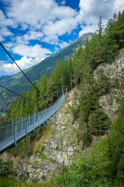 Acélkötél Híd Laengenfeld Oetztal Tirol Ausztria — Stock Fotó