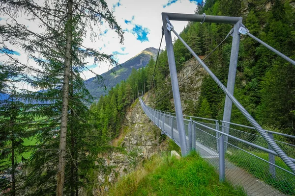 Acélkötél Híd Laengenfeld Oetztal Tirol Ausztria — Stock Fotó