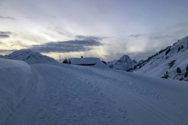 Avusturya 'da karlı Hochtann Dağı Geçidi