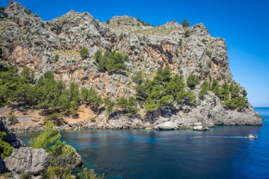Santa Calobra 'da tekne gezisi Mallorca, Balearen adaları, İspanya 