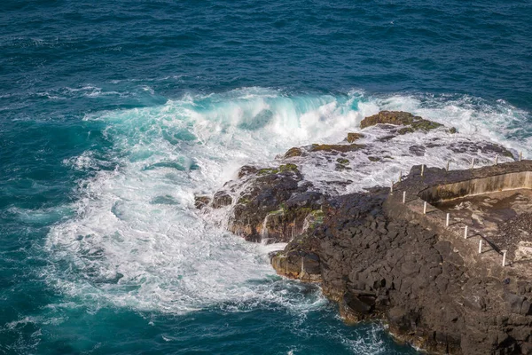 Опасная Прибрежная Дорога Через Скалы Тено Тенерифе — стоковое фото