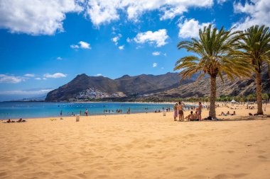 Playa de Las Teresitas, Tenerifa 'daki kumlu plaj. 