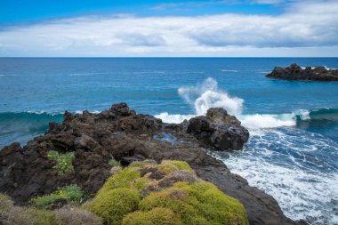 Playa el Bollulo 'daki güzel manzara, Tenerife, İspanya