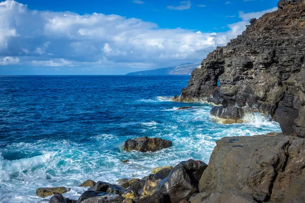 Olas Desde Rotura Atlántica Sobre Piedras Las Rocas Cerca Bahía — Foto de Stock