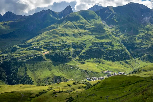 Чудовий Краєвид Краєвид Зуерса Леха Форарльберзі Австрія — стокове фото