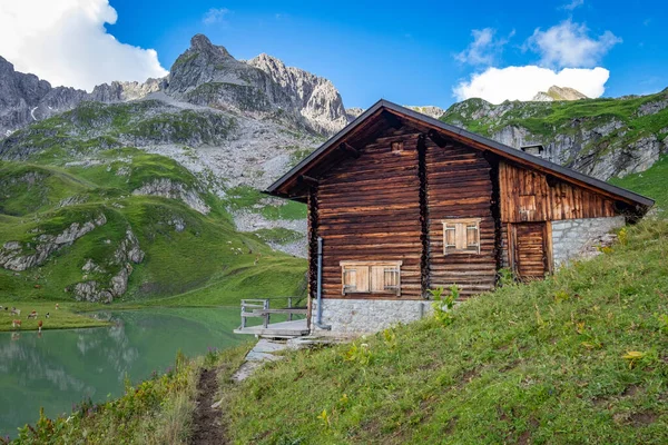 Wunderbare Landschaft Und Spiegelungen Zürser See Vorarlberg Österreich — Stockfoto