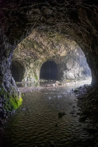 Stará Jeskyně Pro Farmáře Nad Jezerem Zuerser See Vorarlbergu Rakousko — Stock fotografie