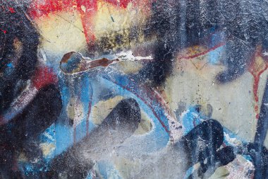 Eskimiş Boyalı Beton Yapısı