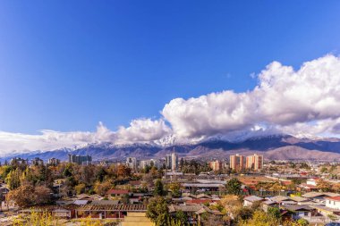 Yağmurdan sonra And Dağları