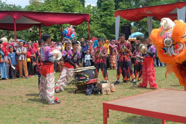 Purbalingga Indonesië Maart 2019 Barongsay Chinese Drakenbemanning Treedt Stadshoofden Inauguratie — Stockfoto