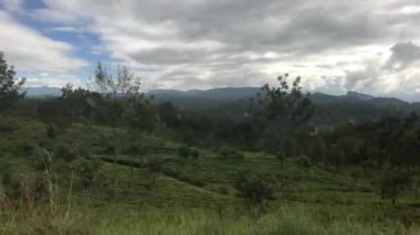Ella, Sri Lanka, cloudy clouds in the path of the train