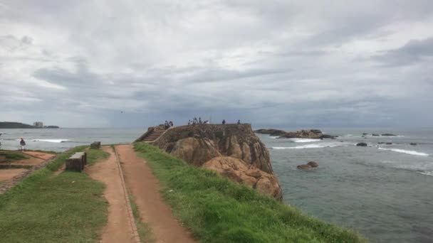 Галле, Шри-Ланка, мыс со стороны крепости — стоковое видео