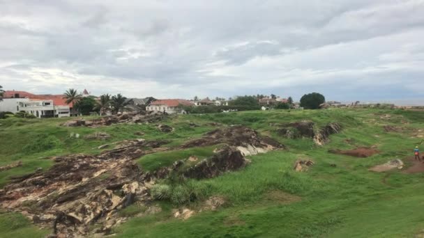 Галле, Шри-Ланка, вид с крепости на старый город и поле — стоковое видео