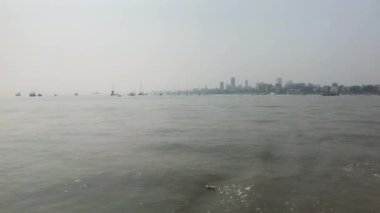 Mumbai, Hindistan - Arap Denizi 'ndeki gemilerin görüntüsü