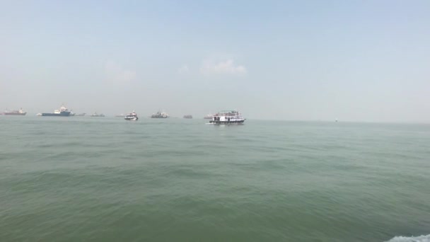 Mumbai, India - View of ships in the Arabian Sea part 20 — Stock Video