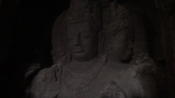 Mumbai, India - pareti con figure all'interno di grotte parte 2 — Video Stock